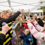 V Krkonoších otevřela Medvědí stezka, nabízí pohled do medvědího výběhu