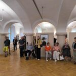 Na Hradě vypukl výtvarný salon, hostem je malíř a hudebník Martin Němec