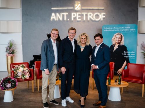 Ceralová Petrofová zahájila kampaň do Senátu. Podporují ji ODS a lidovci