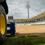 OBRAZEM: Na Malšáku začala velká proměna. Hradec bude mít elitní hybridní trávník