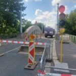 FOTO: První den oprav na Gočárově okruhu i Malšovickém mostu. Jak vypadá doprava?
