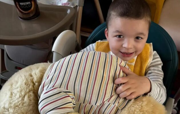 Dva roky hledala odpověď. Patrik z Hradce má syndrom, který postihl jen 250 lidí