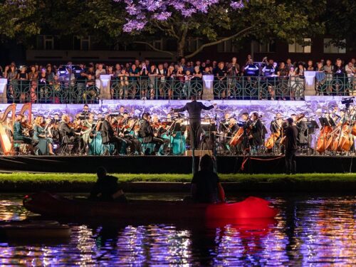 Margita oslaví sedmdesátiny u Labe. Hradec čeká opera pod širým nebem