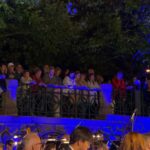 OBRAZEM: Břehy plné lidí, Labe plné lodí. Margita s filharmonií rozezpívali Hradec