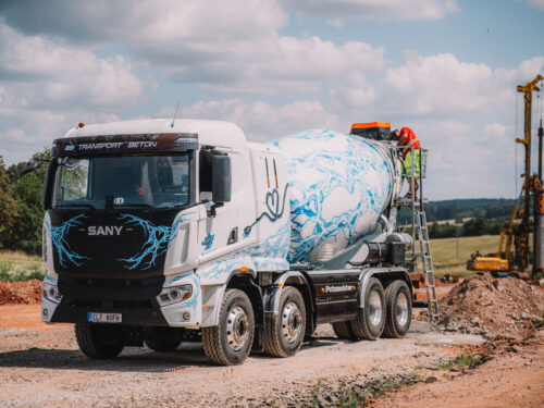 DS Transport Beton nasadil těžkou váhu na elektřinu