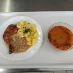 Nevyzvednuté školní obědy dostanou druhou šanci. Hradec je nabídne za 70 korun