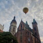OBRAZEM: Těsně nad Bílou věží. Balóny nabídly jedinečné pohledy na centrum Hradce