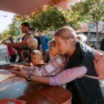 OBRAZEM: Nad Benešovkou se chodilo po lajně, dole hodovali sousedé
